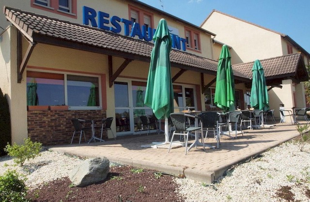 Brit Hotel les Evens