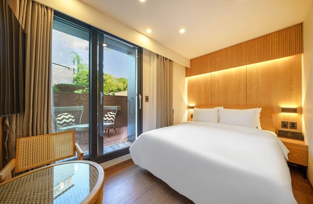Brown Dot Hotel Gyeongju