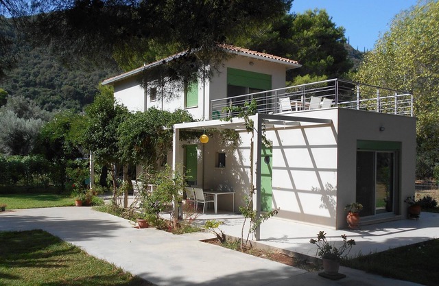 Brunello Seaside Apartment 3