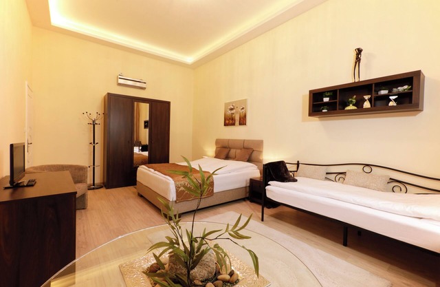 Budapest City Apartments For Groups