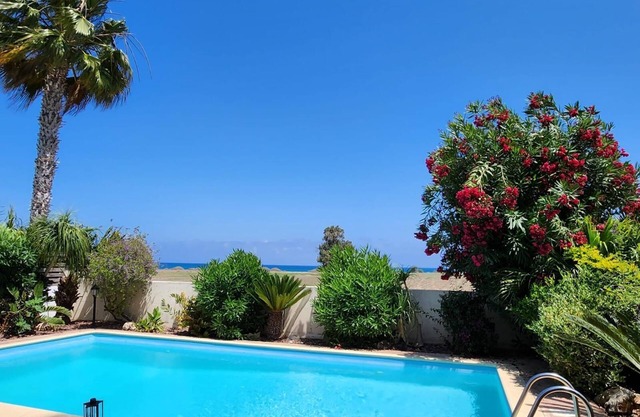 Budget Escape to Pervolia Seaside