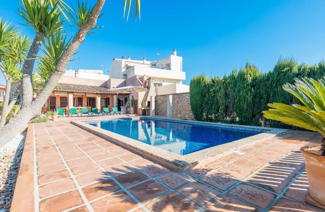 BUENOS AIRES - Villa for 8 people in MANACOR.