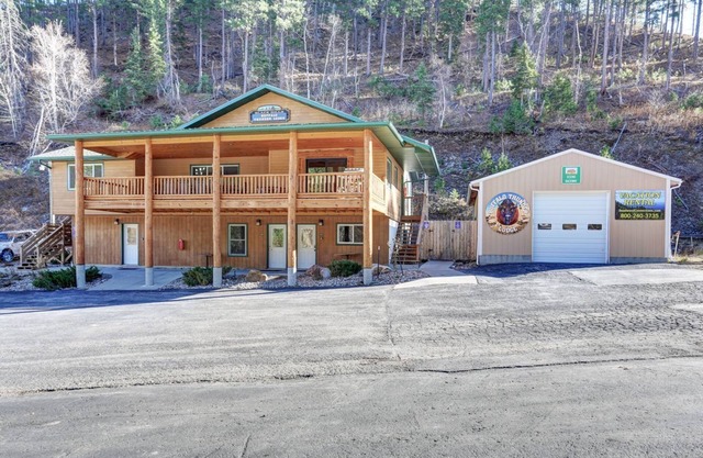 Buffalo Thunder Lodge | 7 Bed, 5 Bath