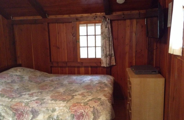 Bungalow #1 sleeps 3