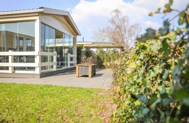 Person Veluwe Lounge 