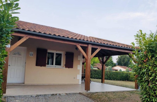 Bungalow ∙ 3 bedrooms ∙ 6 guests