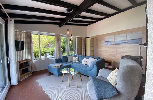 Bungalow (60 sqm) for up to five people with Lake Garda view and access to the pool