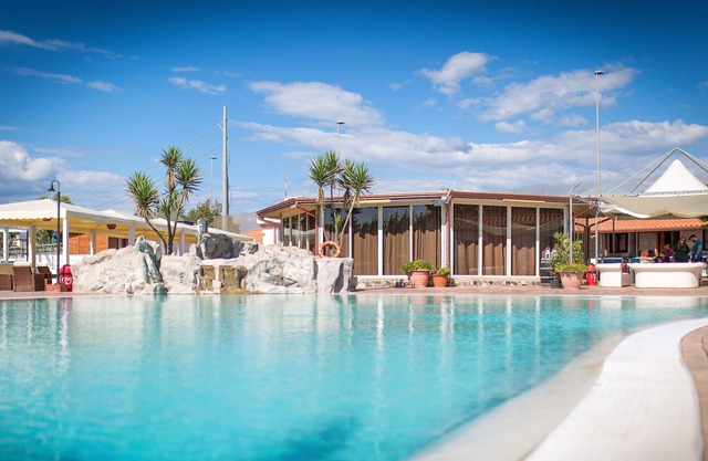 Bungalow Near The Sea With Pool 8, Agropoli, Italy