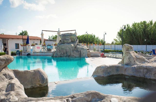 Bungalow Near The Sea 5, Agropoli, Italy