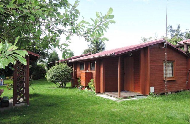 Bungalows in Wrzosowo - The Bird's Cage for 4 persons