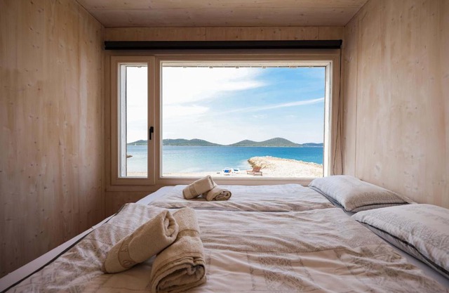 BUQEZ ECO RESORT - Beach front Villa 26 - Seaview