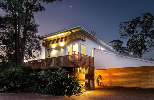 BUSSELTON FOREST HOLIDAY MANSION