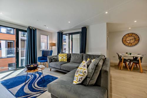 Byron - Luxury Self-Catering Coastal Apartment at the Heart of Woolacombe with Heated Indoor Pool & Gym - 4 Minutes Walk to Beach! 6 Middlecombe