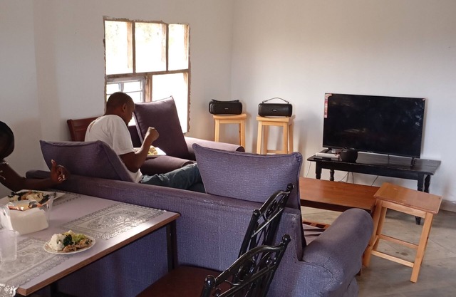 Charming 3-bedroom building with WiFi and fitness room in Naivasha