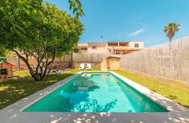 CA NA CAMPINS - Two Bedroom House, Sleeps 4