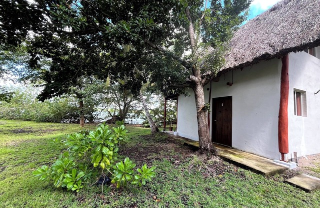 Cabaña Milagros, con vista al lago, en el mejor sitio del Sur de Quintana Roo 5