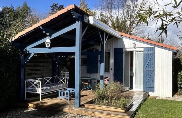 Cabane Edena, Terrasse Ombragée Jardin Vélos Wifi à 350m de la Plage du Mauret