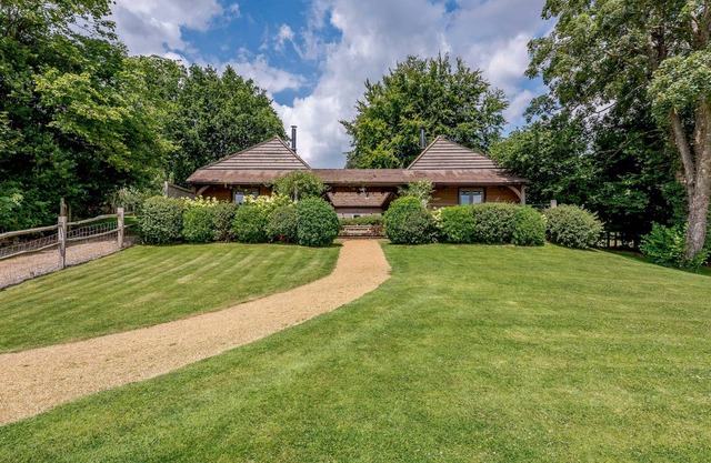 Cabin ∙ 2 bedrooms ∙ 4 guests