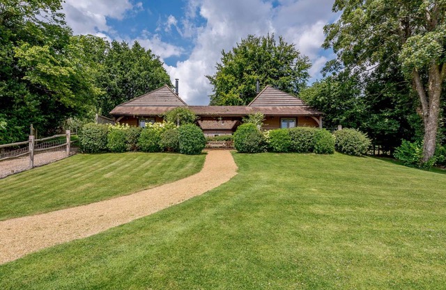 Cabin ∙ 2 bedrooms ∙ 4 guests