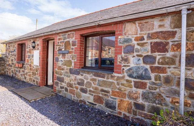 Cabin ∙ 2 bedrooms ∙ 4 guests