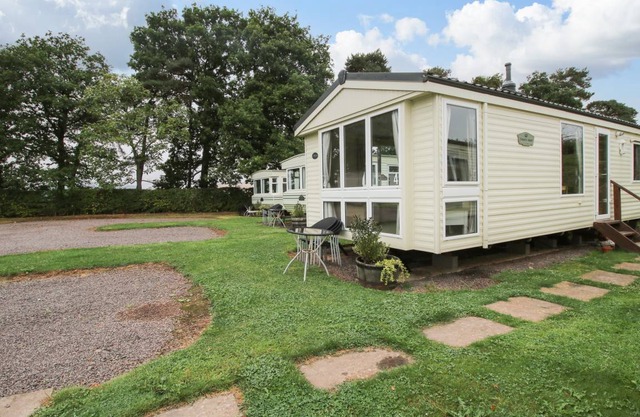 Cabin ∙ 2 bedrooms ∙ 4 guests