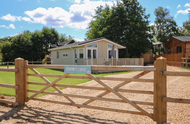 Cabin ∙ 2 bedrooms ∙ 4 guests