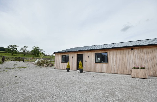 Cabin ∙ 2 bedrooms ∙ 4 guests