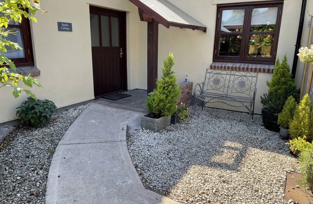 Cabin ∙ 2 bedrooms ∙ 4 guests