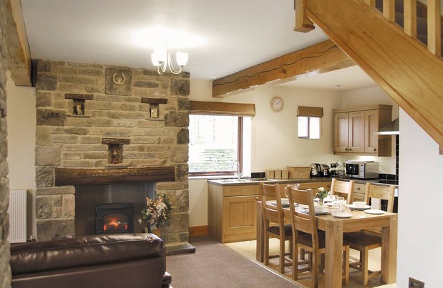 Cabin ∙ 2 bedrooms ∙ 4 guests