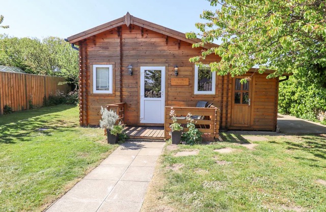 Cabin ∙ 2 bedrooms ∙ 4 guests