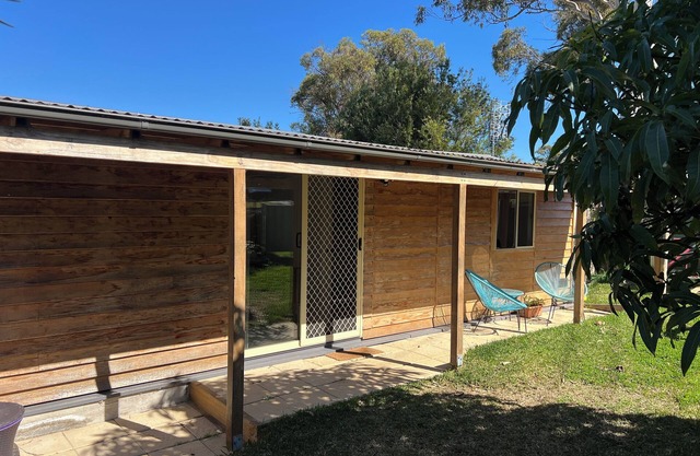 Cabin style garden studio near the lake with private access.