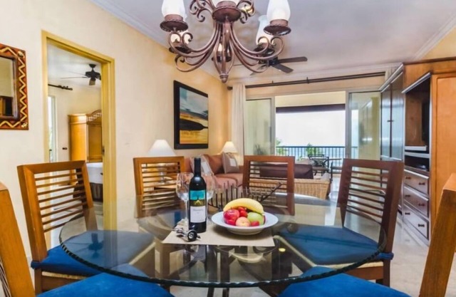 Cabo San Lucas 3 bedroom Ocean View Penthouse at Villa del Arco - Whale Season