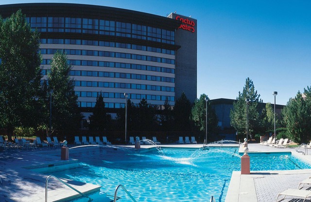 Cactus Petes Resort Casino & Horseshu Hotel