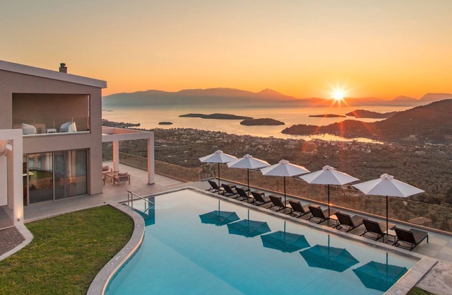 Callista - Five Bedroom Villa, Sleeps 10