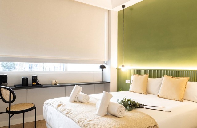 Calma Rooms by Charming VI