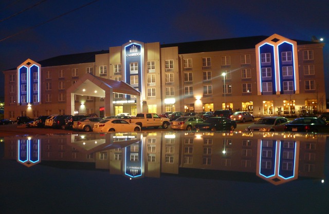 Cambridge Hotel and Conference Centre