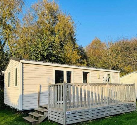 Camping 3 étoiles - Piscine - ccbbhhe