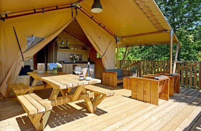 Camping 3 étoiles - Piscine - ccb0dic