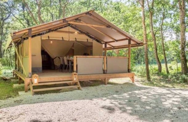 Camping 3 étoiles - Piscine - eeebdf