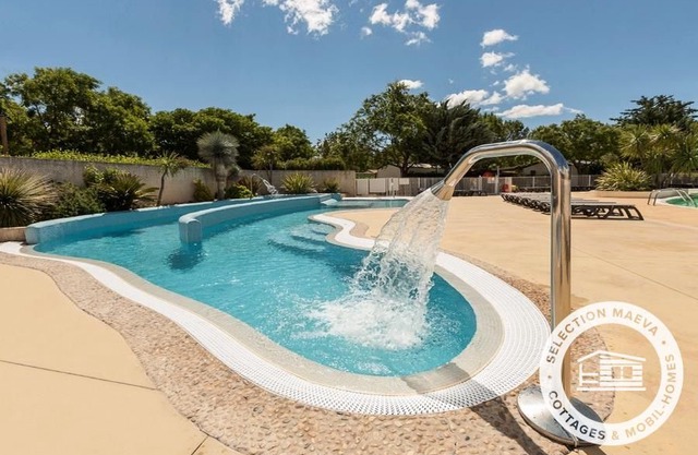 Camping Les Amandiers **** - Maeva Camping - Mobile Home 3 Rooms 5 People