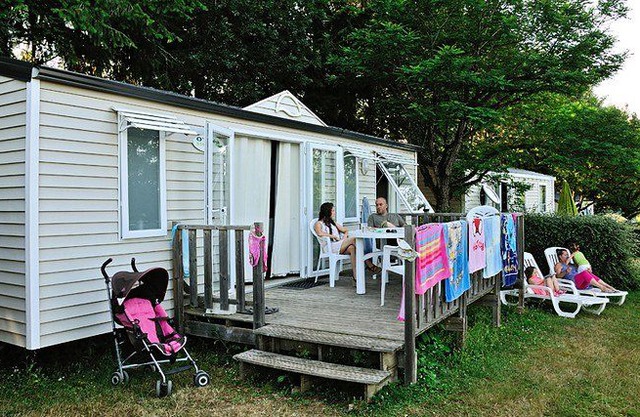 Camping Les Terrasses Du Lac **** - Mobile home 4 Rooms 6 People