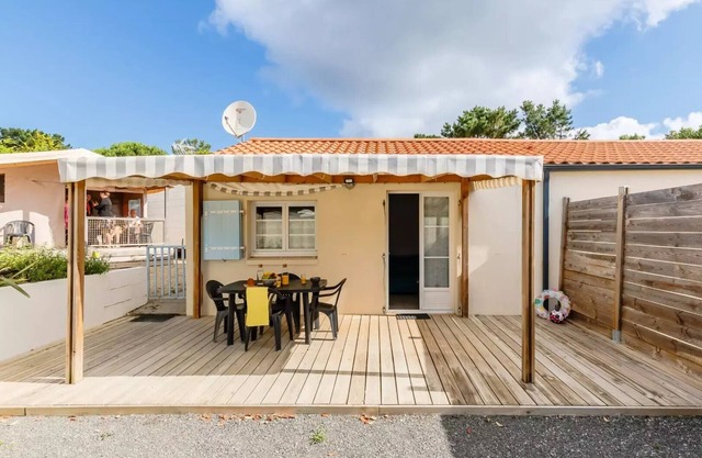 Camping maeva Escapades La Parée du Both * - 2 Room Gite 2/3 People + TV