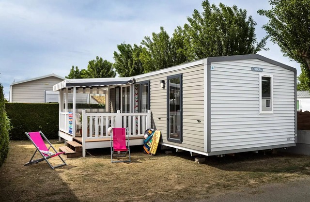 Campsite Domaine des Salins * - Mobilhome Grand Confort 30m2/2 bedrooms with covered terrace 5 people