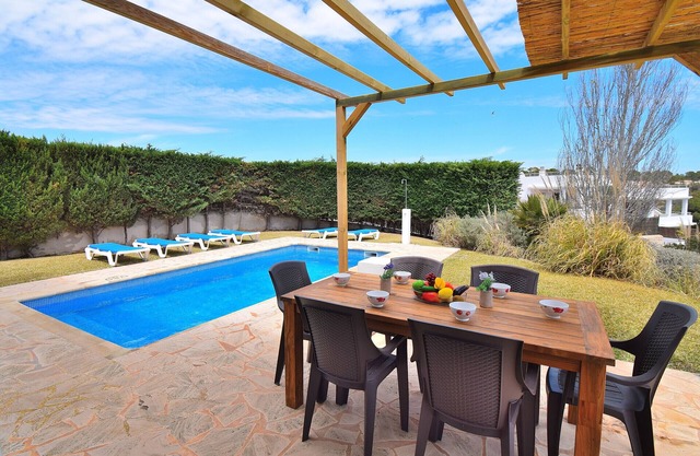 Can Baltasar 224 fantastic villa with private pool, garden, barbecue and air conditioning