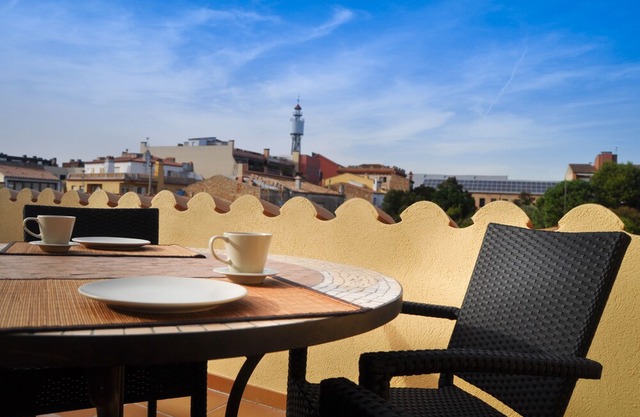 CAN TARONGETA 2-2 Modern and charming apartment close to the beach