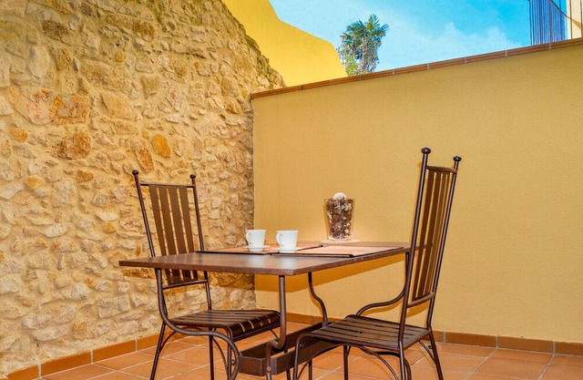 CAN TARONGETA B-3 Modern and charming apartment close to the beach