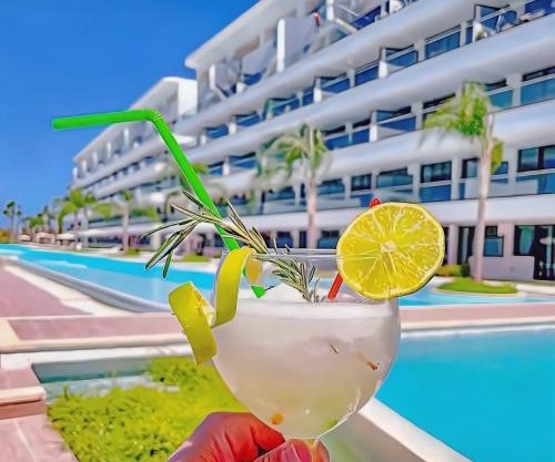 Cana Rock Star, Vista al campo de golf y Piscina C-303, B-400, B-506 y B-502 - Desayuno Incluido