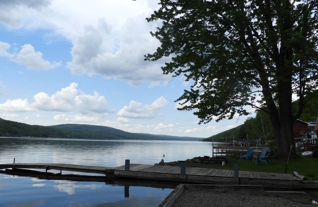 Canandaigua Lake's Sunnyside Sunset Retreat