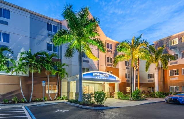 Candlewood Suites Fort Myers Sanibel Gateway, an Ihg Hotel