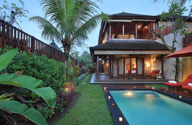 Candy Villa by Pramana Villas